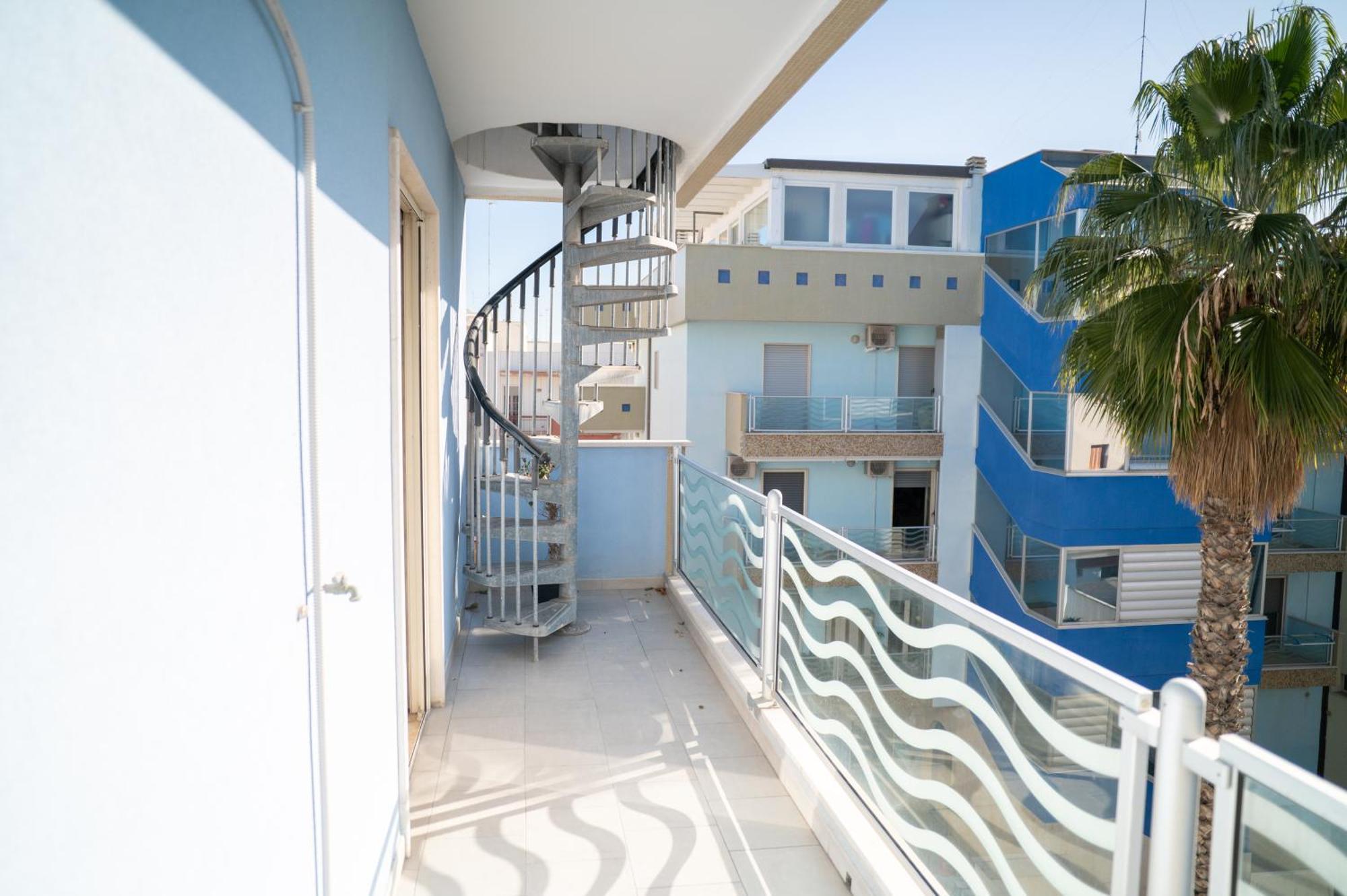 Appartement Milu'Seaview Ampia Casa Vista Mare à Giovinazzo Extérieur photo